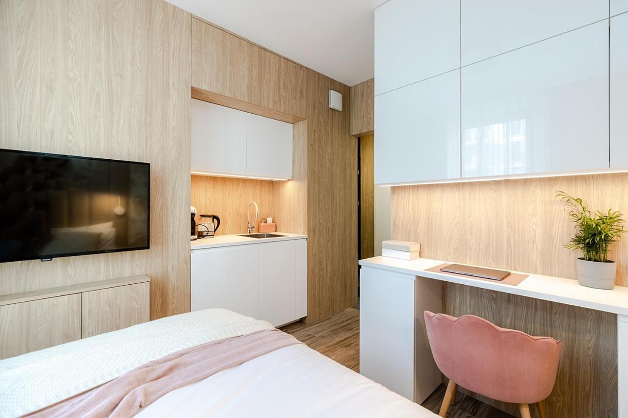 Studio Wola Apartament Kasprzaka - Wifi + Smart Tv Варшава Екстер'єр фото